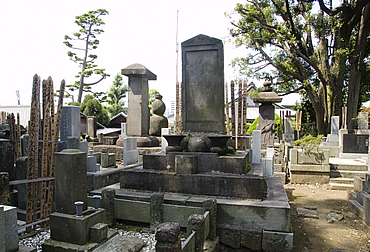 写真　榮川院典信墓